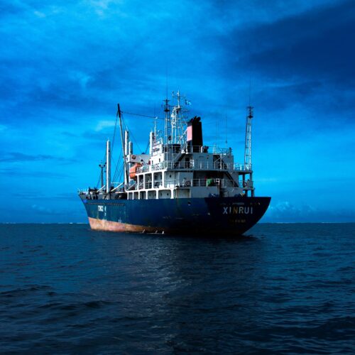 Spedycja morska: kluczowe aspekty i wyzwania w międzynarodowym handlu morskim