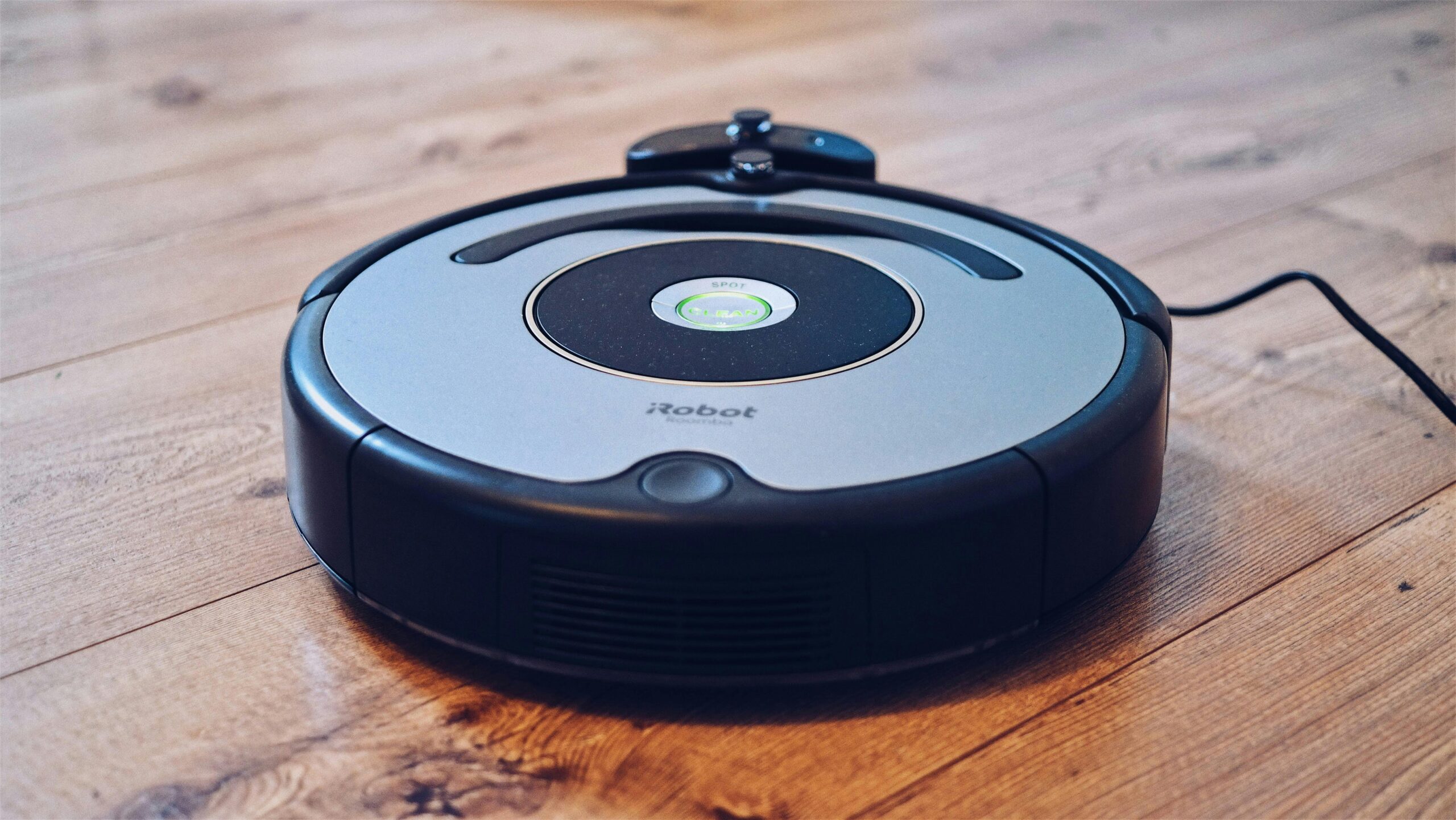 Co wyróżnia modele iRobot Roomba i dlaczego mają lepsze opinie niż tańsze zamienniki z Azji?