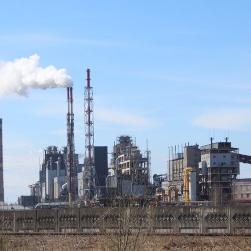 ISO 14001 w zakładzie przemysłowym – Co oznacza certyfikat zarządzania środowiskowego i czy przekłada się na oszczędności?